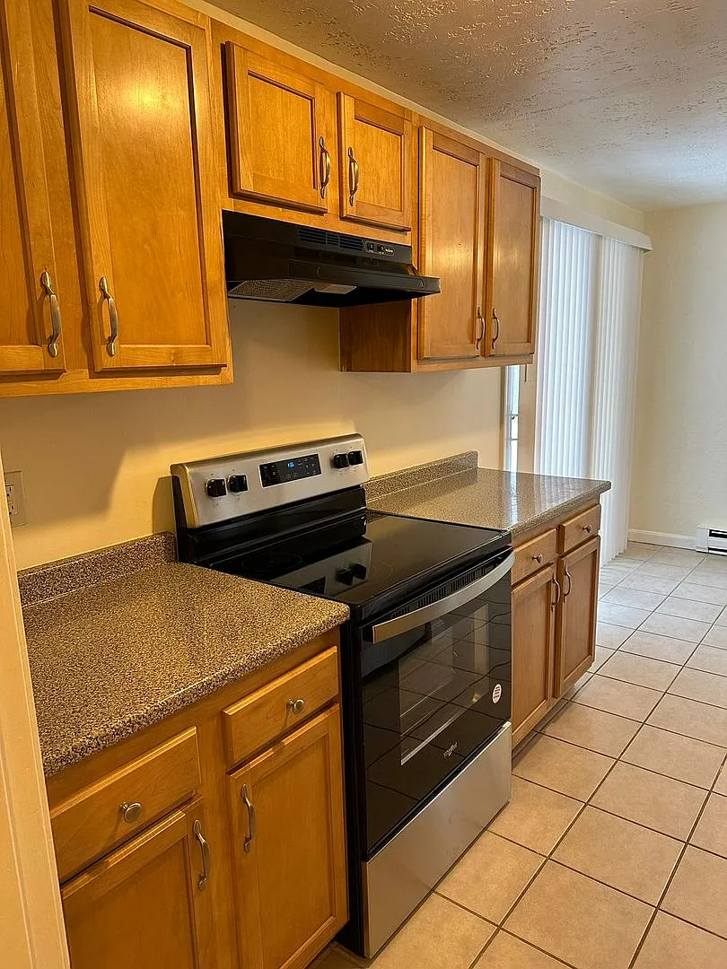 2 Vista Lane — Photo 1