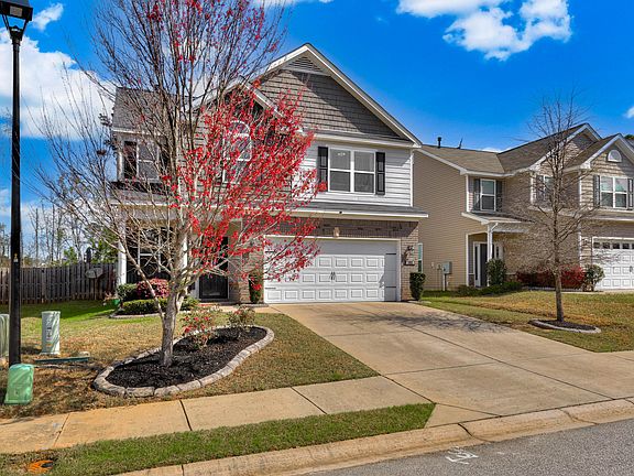 4th image of 762 Edenberry Street