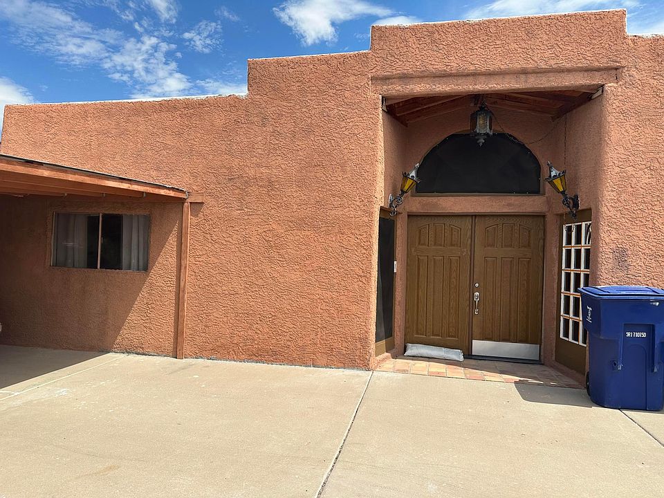 1st image of 2210 W San Juan Trl