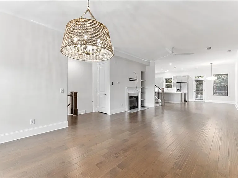 1394 Doublegate Dr — Photo 10