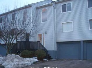 45 Clubhouse Dr #45, Cromwell, CT 06416