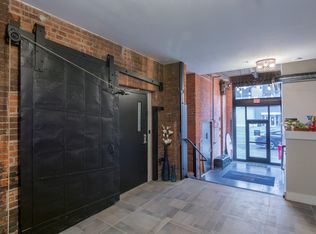 1 Woodbury Blvd #301, Rochester, NY 14604