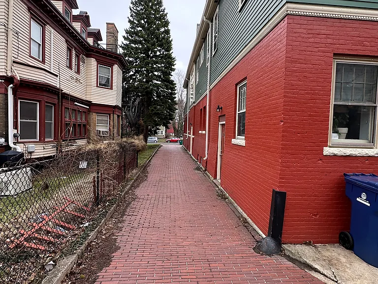 368 Linwood Ave #4 — Photo 9