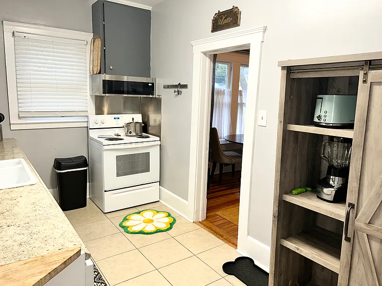 1039 Riviera St — Photo 20