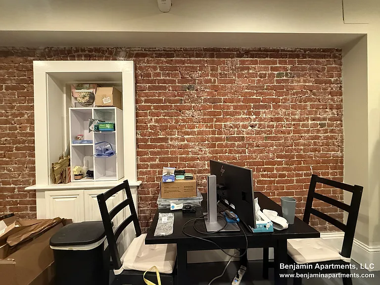 36 High St #12 — Photo 3