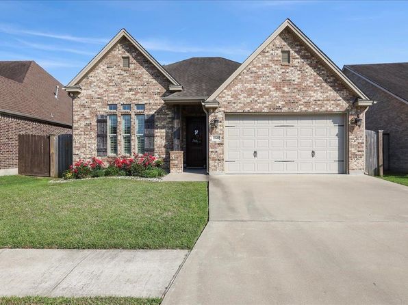 7849 Oakridge Dr, Nederland, TX 77627