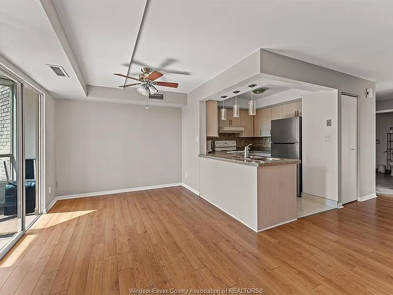 3601 Riverside Dr E #706 — Photo 3