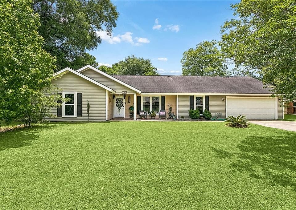 1st image of 517 Barbara Pl
