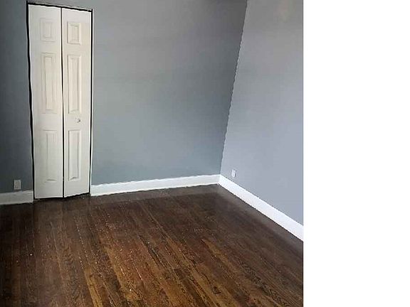 3rd image of 1128 N Leclaire Ave #1
