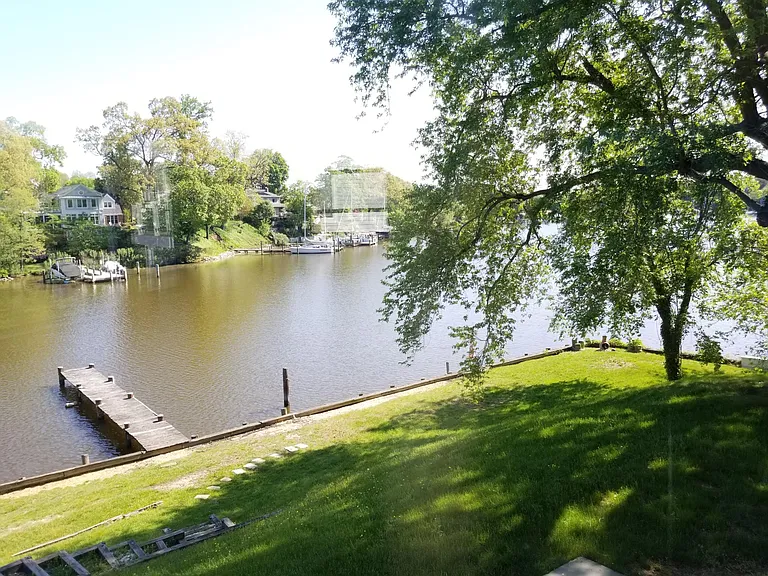 146 Spa Dr — Photo 23