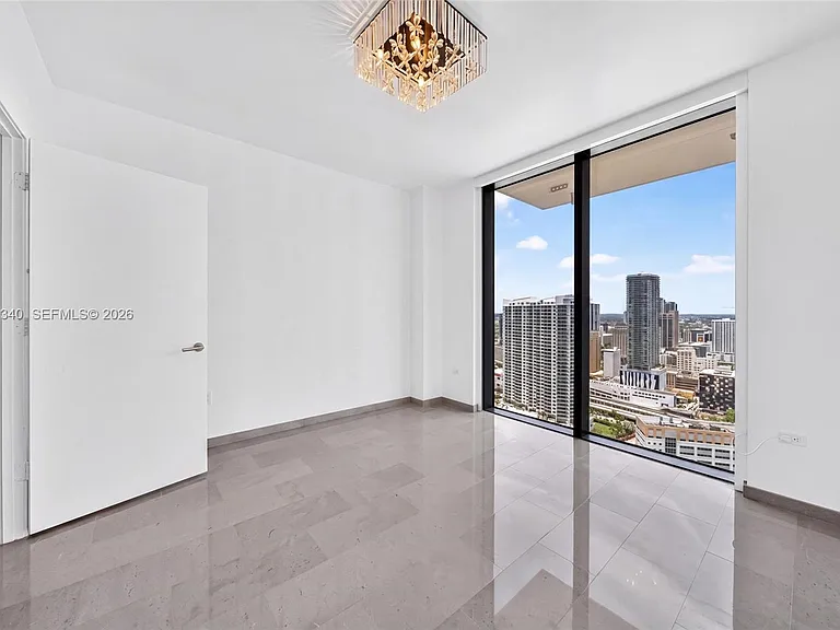 68 SE 6th St #3311 — Photo 17