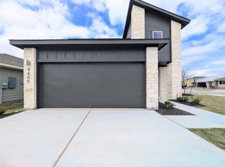 9400 Oxbow Strap Dr, Austin, TX 78724