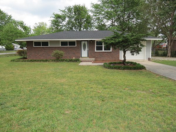 1st image of 1744 Dupont Dr