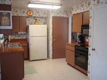 2nd image of 8626 S Keeler Ave