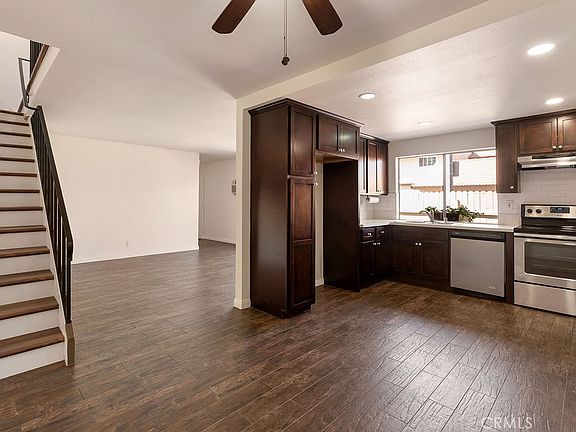 2nd image of 10525 Royal Oak Way