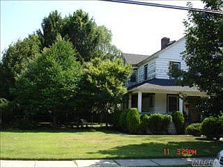 2nd image of 7 Highland Blvd