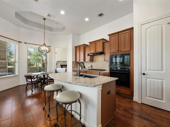 109 Limestone Dr, Georgetown, TX 78628