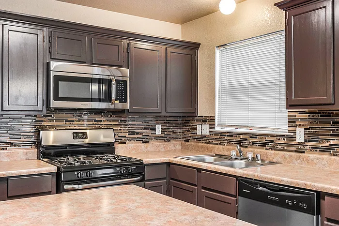 10932 Duster Dr — Photo 6
