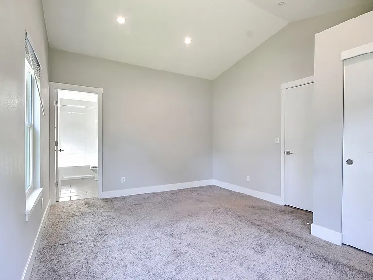 33732 SE Hudson Rd — Photo 14