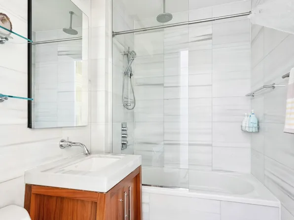 88 Greenwich Street image 5 of 5