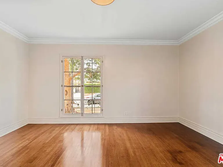1248 S Ridgeley Dr — Photo 7