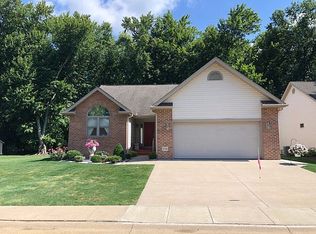 Lucretia Ln, Columbiana, OH