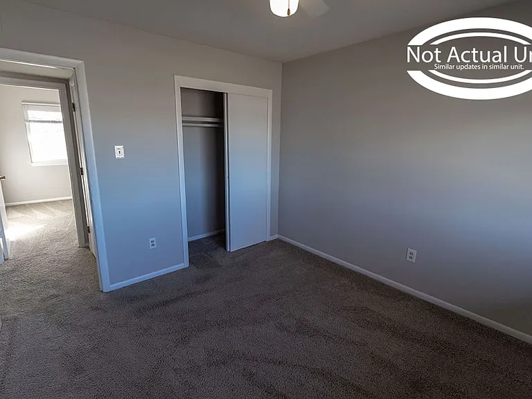2924 Leeway Dr #B — Photo 10