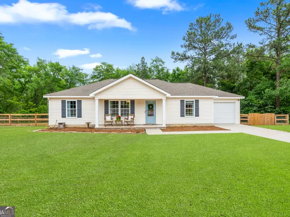 814 Bay Tree Ln, Statesboro, GA 30458