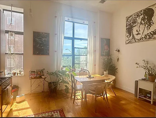 Rented by MADEHOME | media 13