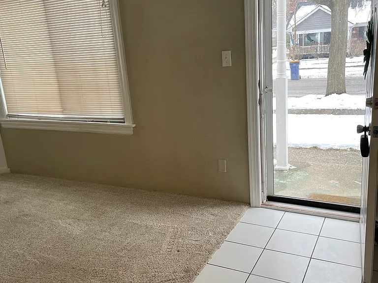 1414 Cornell Dr SE — Photo 5