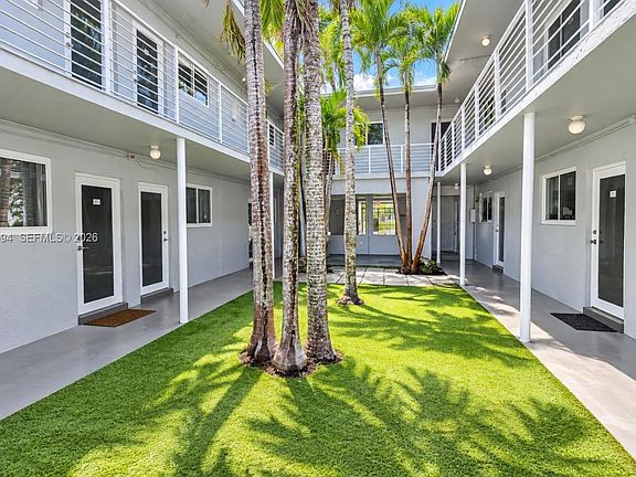 5th image of 5305 Biscayne Blvd APT 207
