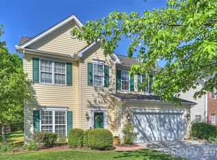 1830 Chinchester Ln, Charlotte, NC 28270