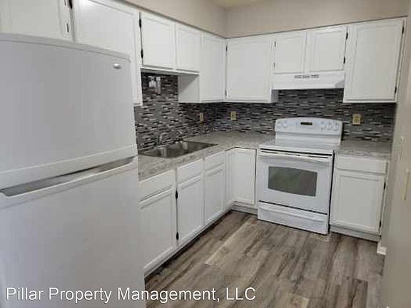 5th image of 3213 12th Ave #H
