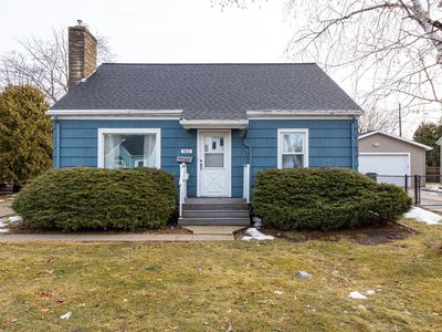 962 Higgins Ave, Neenah, WI, 54956