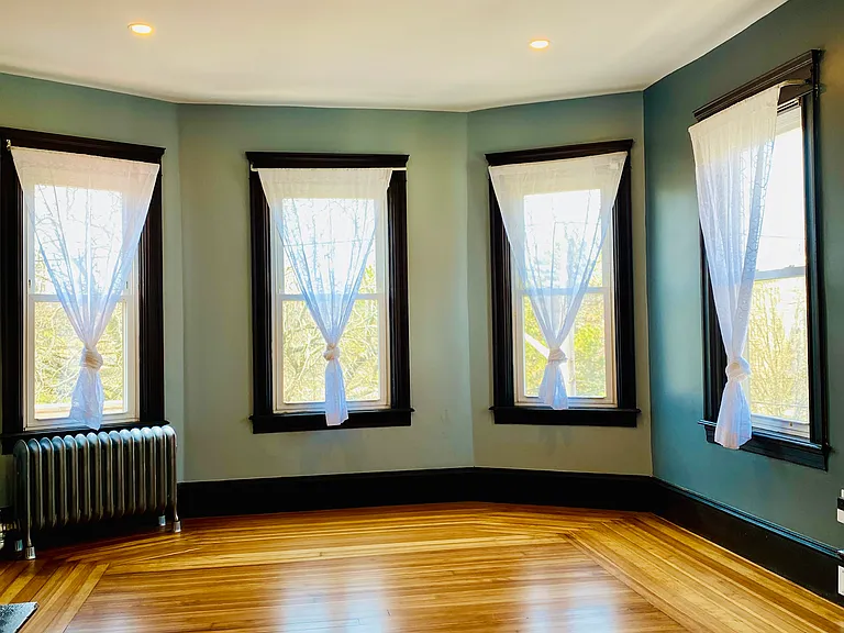 97 Raymond St #3 — Photo 3