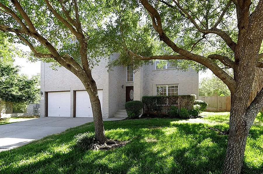 920 Tallow Trl