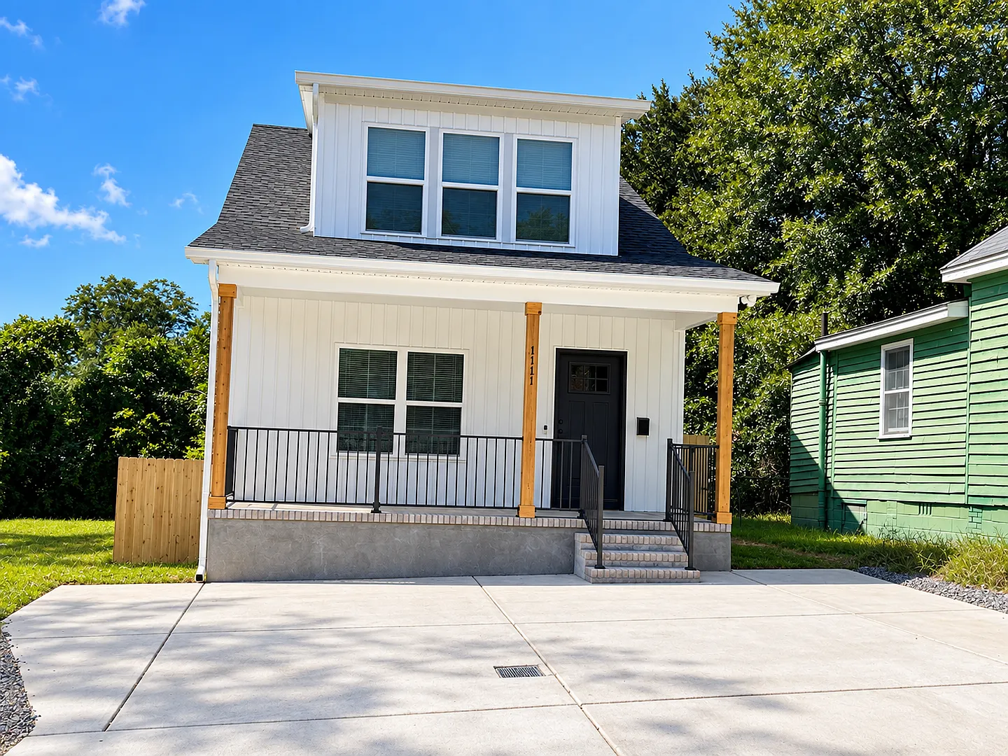 Now Pre-Leasing For The 20272028 School Year! New Construction Single-Family Home | 4 Bedrooms | ... — Photo 1