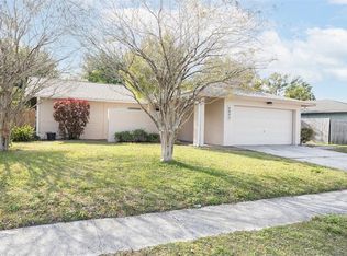 6893 Circlecreek Dr, Pinellas Park, FL 33781