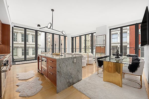 1st image of 27 Wooster St APT 3B
