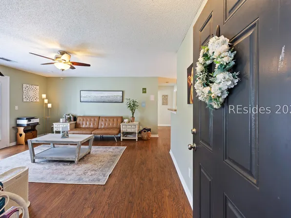 100 Kensington Blvd APT 113, Bluffton, SC 29910