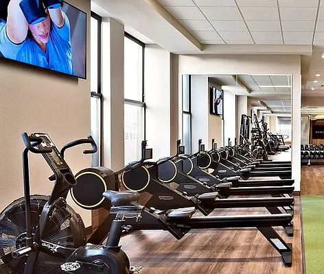 Rented by Avenues Real Estate | media 19