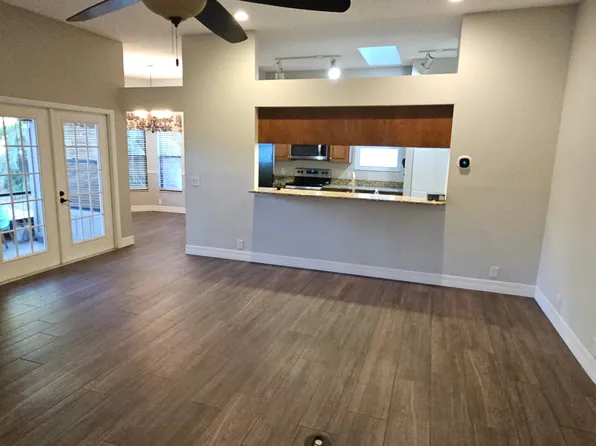 4937 81st Avenue Ter E, Sarasota, FL 34243
