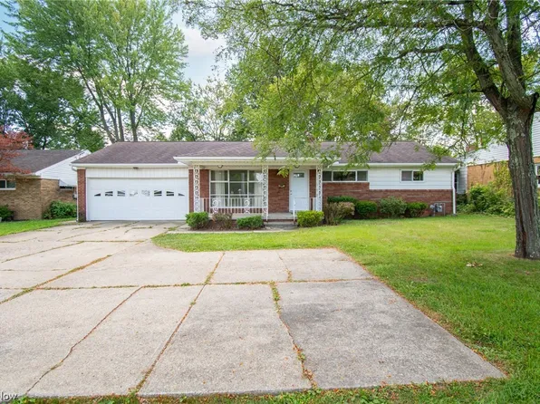 2689 Canfield Rd, Youngstown, OH 44511