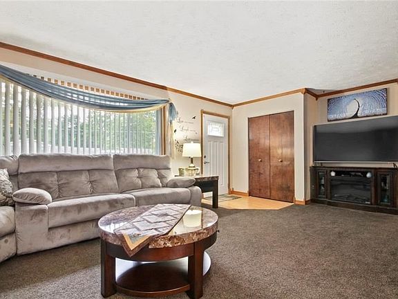 5th image of 1762 Brockton Dr