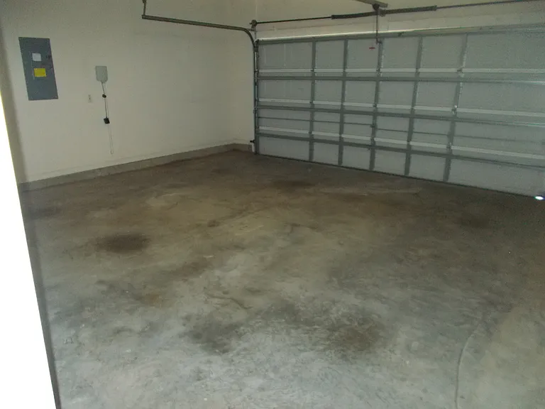 696 Churchill Downs Dr — Photo 20
