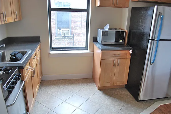 Rented by Bohemia Realty Group | media 8