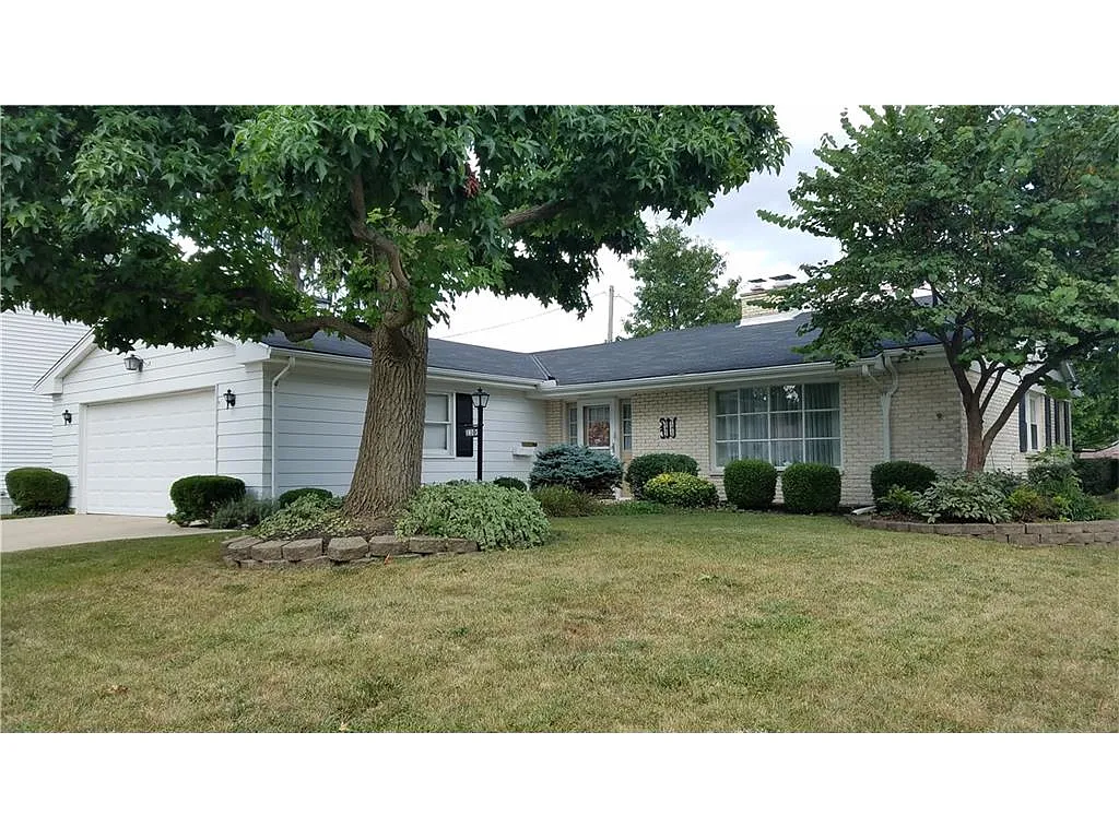 1101 Broadway photo 1
