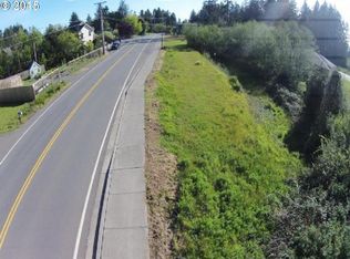 7010 Parkview Dr, Brookings, OR