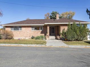 1190 1st St, Elko, NV 89801