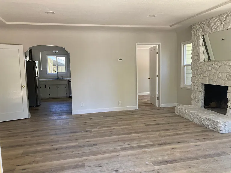 1113 S San Tomas Aquino Rd — Photo 5